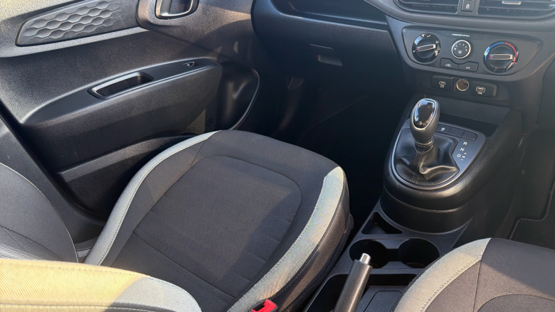 Hyundai i10 1.0 [63] Advance 5dr Auto [Nav] Petrol Hatchback